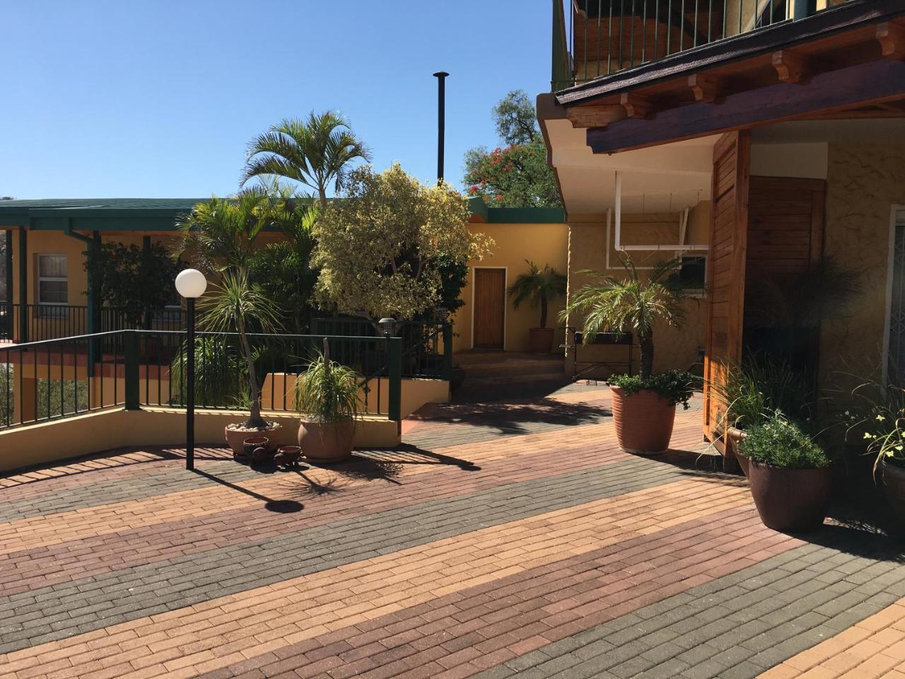 Hotel Felsenblick Self-Catering Windhoek Exterior foto